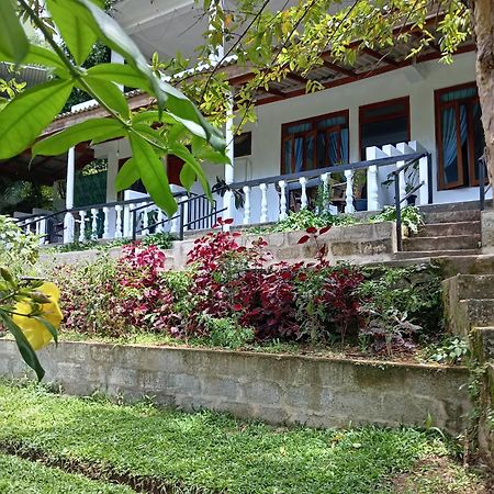 Soorya Inn Ella Bagian luar foto