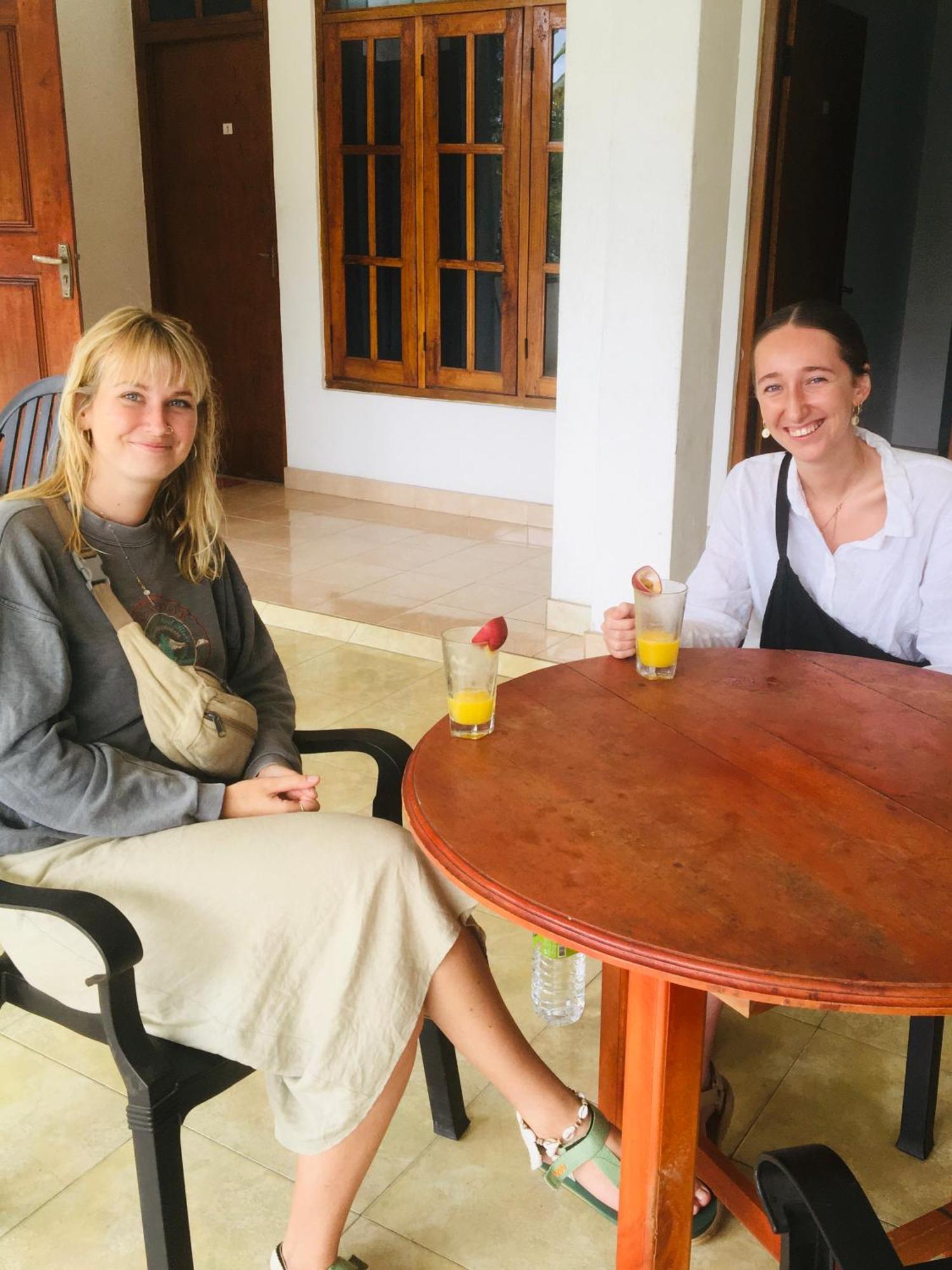 Soorya Inn Ella Bagian luar foto
