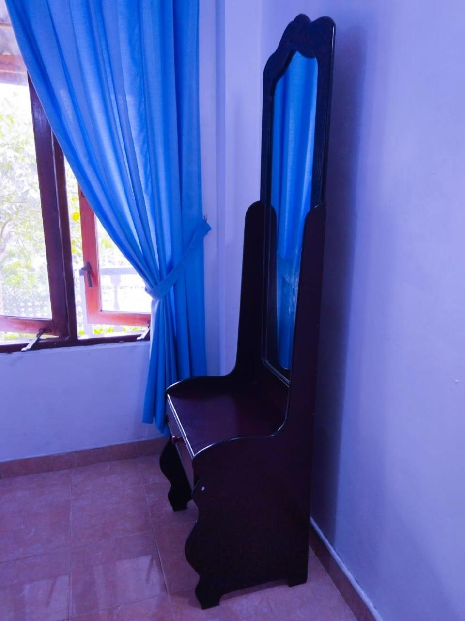 Soorya Inn Ella Bagian luar foto