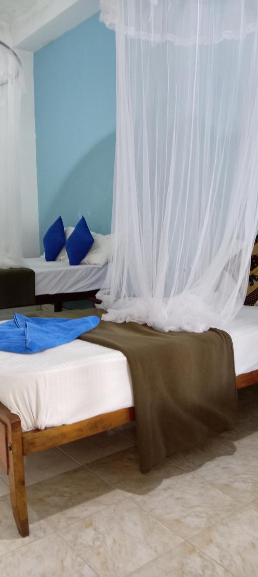 Soorya Inn Ella Bagian luar foto