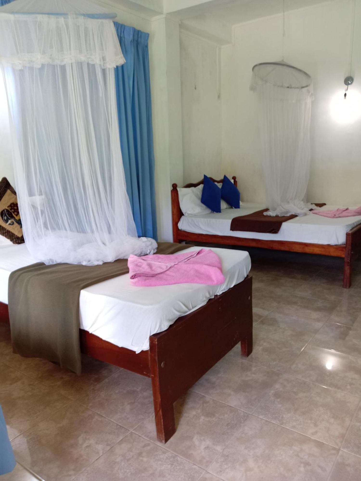 Soorya Inn Ella Bagian luar foto