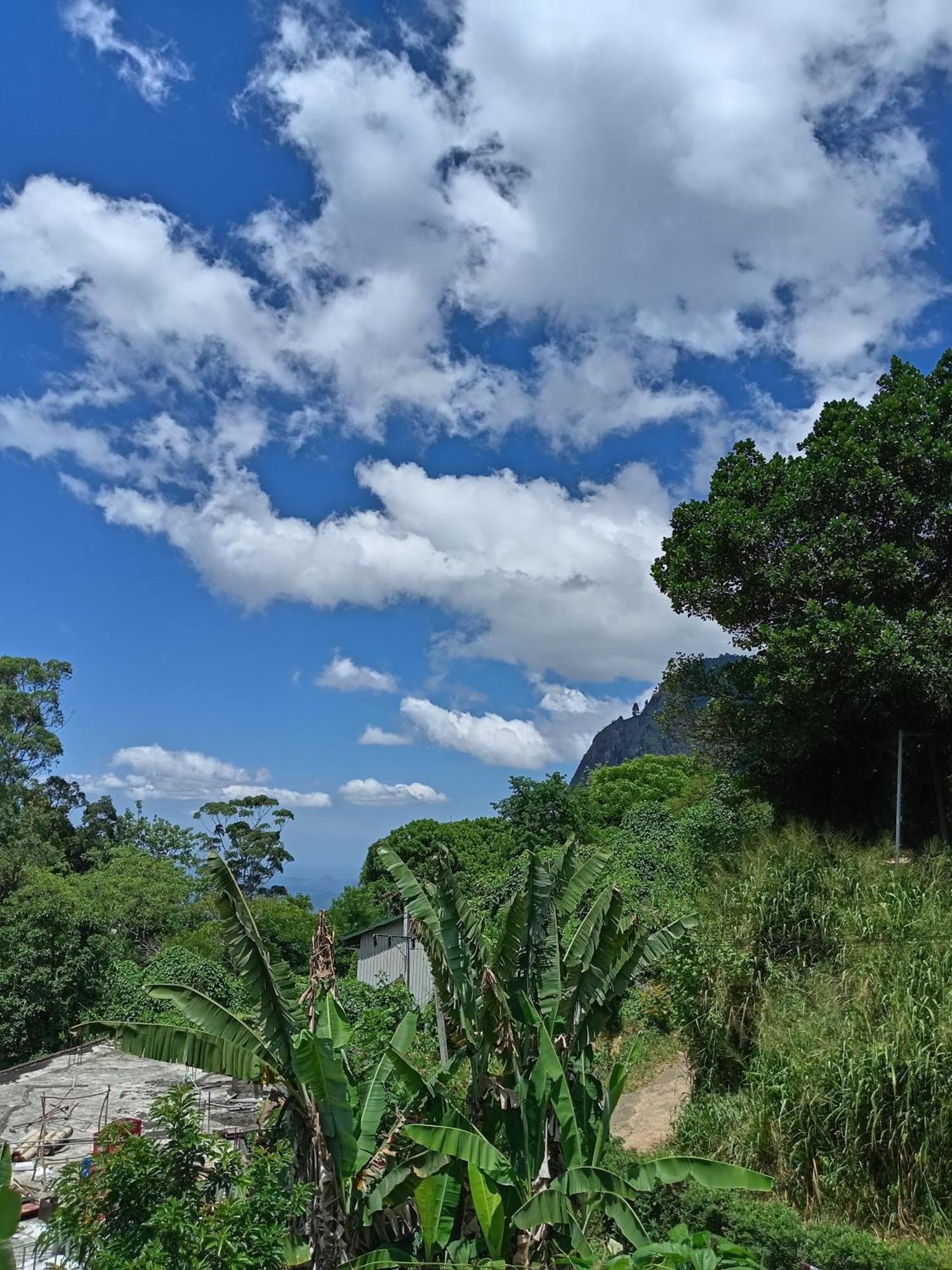 Soorya Inn Ella Bagian luar foto