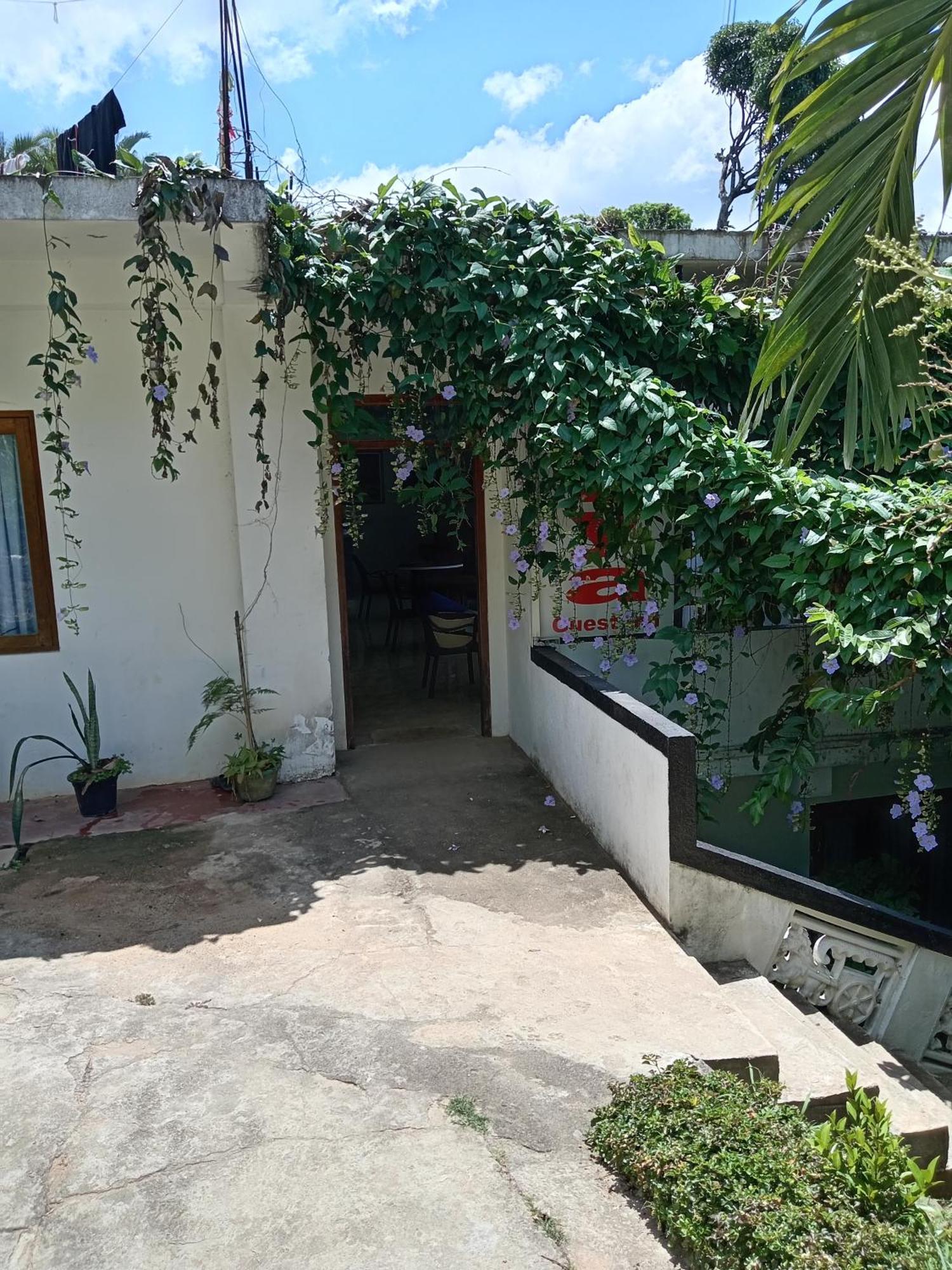 Soorya Inn Ella Bagian luar foto