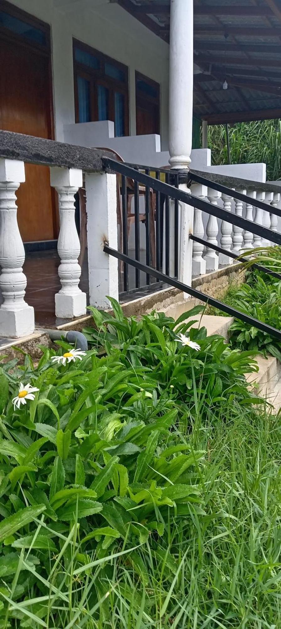 Soorya Inn Ella Bagian luar foto